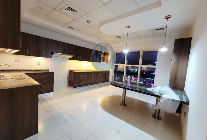 16082003 - Property Image 2