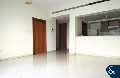 Apartment - 1 Bedroom - 1 Bathroom for rent in Al Dhafra 4 - Al Dhafra - Greens - Dubai