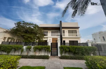 Villa - 6 Bedrooms - 7 Bathrooms for sale in Signature Villas - Emirates Hills Villas - Emirates Hills - Dubai