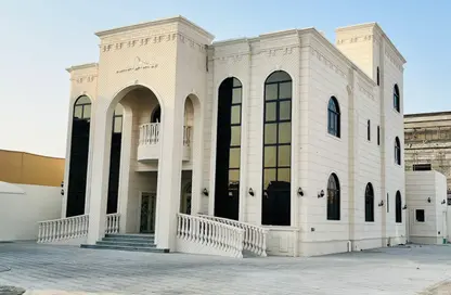 Apartment - Studio - 1 Bathroom for rent in Shakhbout City - Abu Dhabi