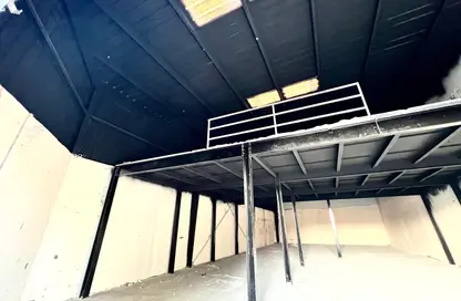 Warehouse - Studio - 1 Bathroom for rent in Al Quoz Industrial Area 1 - Al Quoz Industrial Area - Al Quoz - Dubai