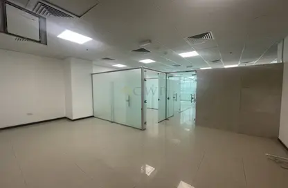 مكتب - استوديو - 2 حمامات للايجار في كابيتال جولدن تاور - الخليج التجاري - دبي