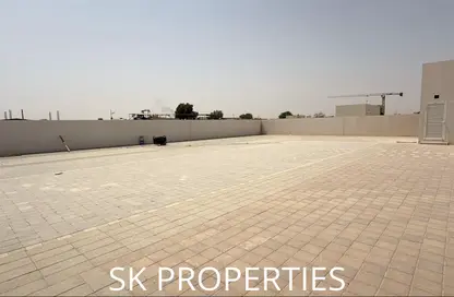 أرض - استوديو للايجار في البطائح - الشارقة