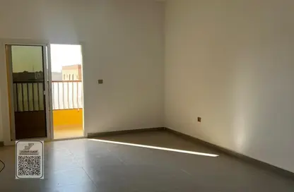 شقة - غرفة نوم - 2 حمامات للايجار في 1 المويهات - المويهات - عجمان