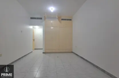 Apartment - 2 Bedrooms - 2 Bathrooms for rent in Khalifa Street - Abu Dhabi