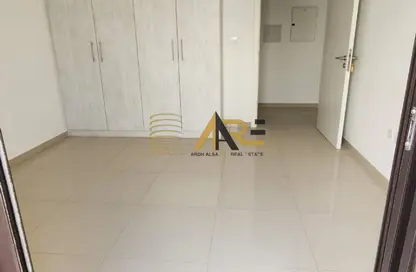 Villa - 3 Bedrooms - 4 Bathrooms for rent in Nasma Residence - Al Tai - Sharjah