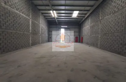مستودع - استوديو - 1 حمام للايجار في الصجعة الصناعية - آلصجعه - الشارقة