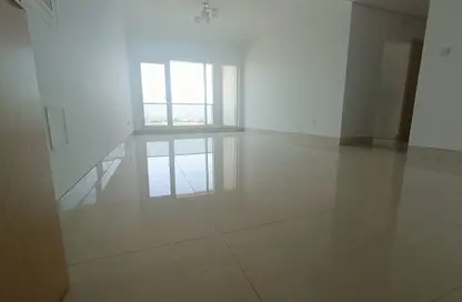 Apartment - 3 Bedrooms - 3 Bathrooms for rent in Emerald Al Warqa - Al Warqa'a 1 - Al Warqa'a - Dubai