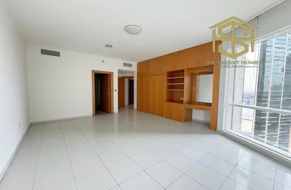 شقة - 2 غرف نوم - 3 حمامات للايجار في فندق فيرمونت - شارع الشيخ زايد - دبي