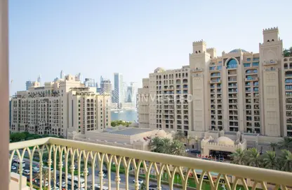 Apartment - 4 Bedrooms - 5 Bathrooms for rent in Golden Mile 8 - Golden Mile - Palm Jumeirah - Dubai