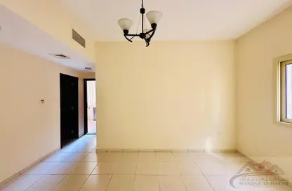 Apartment - 1 Bedroom - 2 Bathrooms for rent in Muwaileh 29 Building - Muwaileh - Sharjah
