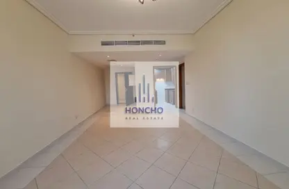 Apartment - 3 Bedrooms - 3 Bathrooms for rent in 21st Century Tower - Sheikh Zayed Road - Dubai