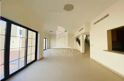 Villa - 4 Bedrooms - 5 Bathrooms for rent in Nad Al Sheba Villas - Nad Al Sheba 3 - Nad Al Sheba - Dubai