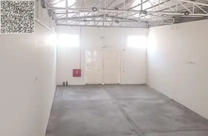 Warehouse - Studio - 1 Bathroom for rent in Old Industrial Area - Umm Al Quwain