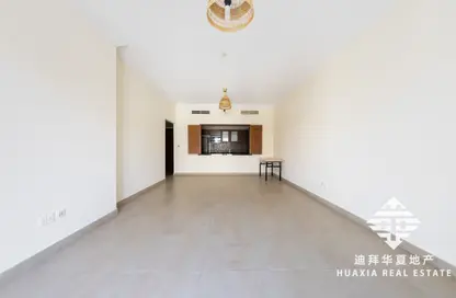 Apartment - 2 Bedrooms - 2 Bathrooms for rent in Qamar 6 - Madinat Badr - Al Muhaisnah - Dubai