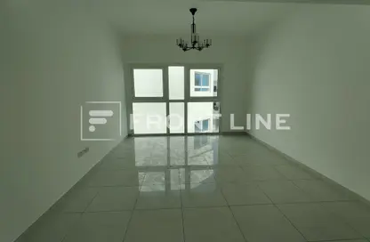 Apartment - 1 Bedroom - 2 Bathrooms for rent in Jumeirah Apartments - Jumeirah 1 - Jumeirah - Dubai