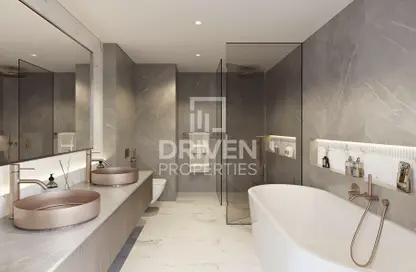Apartment - 2 Bedrooms - 3 Bathrooms for sale in Peninsula Four - Peninsula - Business Bay - Dubai