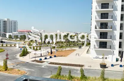 Apartment - 2 Bedrooms - 2 Bathrooms for sale in Waters Edge - Yas Island - Abu Dhabi