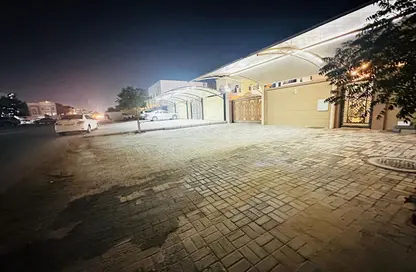 Villa - 5 Bedrooms - 7+ Bathrooms for sale in Al Mowaihat 1 - Al Mowaihat - Ajman
