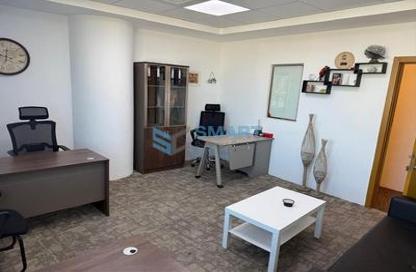 Office Space - Studio - 4 Bathrooms for rent in Damac Executive Heights - Barsha Heights (Tecom) - Dubai