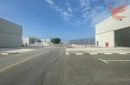 Warehouse - Studio - 1 Bathroom for rent in Al Marsa - Al Jazirah Al Hamra - Ras Al Khaimah