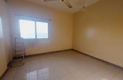 Apartment - 2 Bedrooms - 1 Bathroom for rent in Fire Station Road - Muwaileh - Sharjah