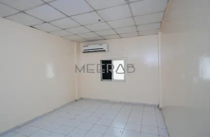 سكن الموظفين - استوديو - 8 حمامات للايجار في القوز الصناعية 3 - القوز الصناعية - القوز - دبي