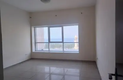 Apartment - 3 Bedrooms - 4 Bathrooms for rent in Ajman Corniche Road - Ajman
