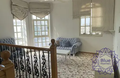 فيلا - 5 غرف نوم - 4 حمامات للايجار في الفيحاء - الشارقة