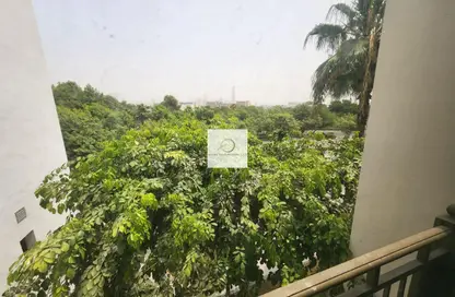 Apartment - 2 Bedrooms - 2 Bathrooms for rent in The Gardens Buildings - The Gardens - Dubai