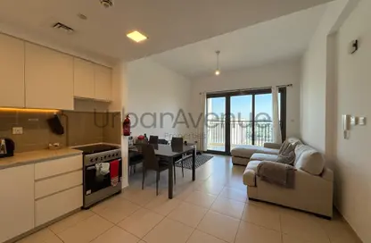 Apartment - 1 Bedroom - 1 Bathroom for sale in Hayat Boulevard-1A - Hayat Boulevard - Town Square - Dubai