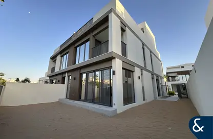 Villa - 5 Bedrooms - 6 Bathrooms for rent in Aura - Tilal Al Ghaf - Dubai