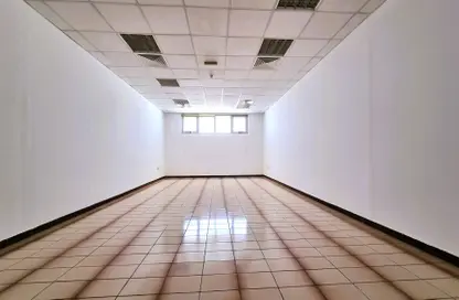 Office Space - Studio for rent in Al Khabisi - Deira - Dubai