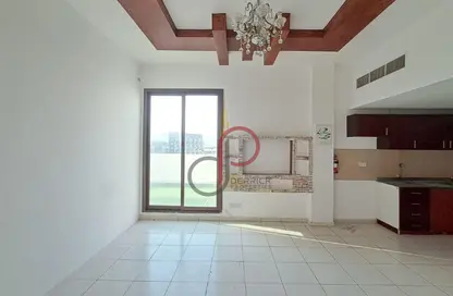 شقة - 1 حمام للايجار في مسار ريزيدنس - قرية الجميرا سركل - دبي