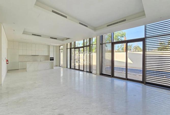 15328800 - Property Image 2