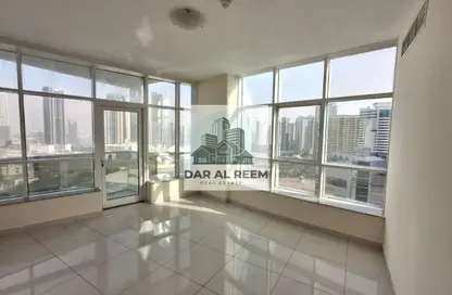 شقة - 2 غرف نوم - 2 حمامات للايجار في شارع التعاون الجديد - التعاون - الشارقة