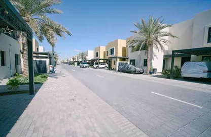فيلا - 3 غرف نوم - 4 حمامات للبيع في مدينة الشارقة المستدامة - الشارقة
