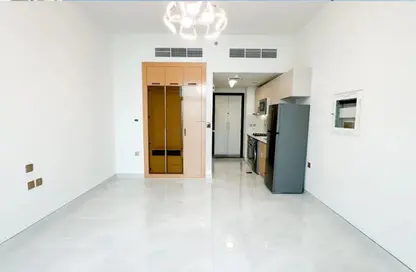 Apartment - Studio - 1 Bathroom for rent in Skyz by Danube - Arjan - Dubai