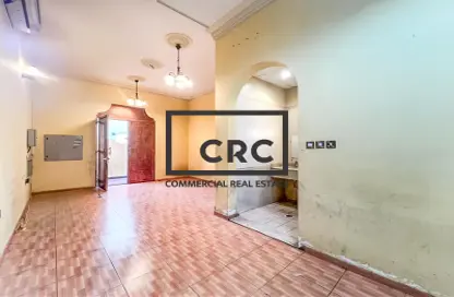 Staff Accommodation - Studio - 7 Bathrooms for rent in Al Jafiliya Villas - Al Jafiliya - Dubai