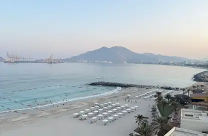 Apartment - 3 Bedrooms - 4 Bathrooms for sale in Khor Fakkan - Sharjah Apartment - 3 Bedrooms - 4 Bathrooms for sale in Khor Fakkan - Sharjah