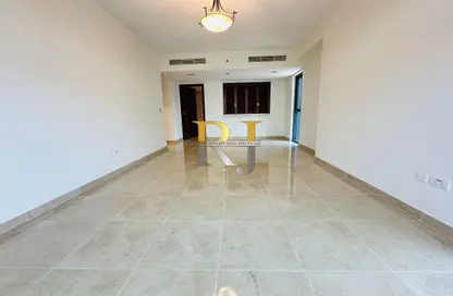 Apartment - 3 Bedrooms - 3 Bathrooms for rent in Osha 1 - Corniche Deira - Deira - Dubai