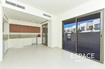 Townhouse - 3 Bedrooms - 3 Bathrooms for rent in Greenview - EMAAR South - Dubai South (Dubai World Central) - Dubai