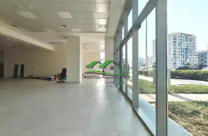 Shop - Studio - 1 Bathroom for rent in Al Raha Beach Hotel - Al Raha Beach - Abu Dhabi