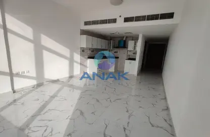 Apartment - 1 Bathroom for rent in Al Amir Building - Arjan - Dubai