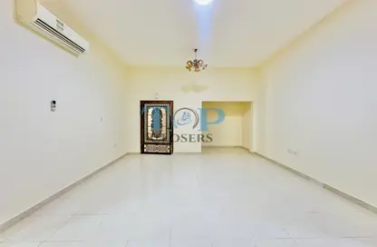 Apartment - 3 Bedrooms - 4 Bathrooms for rent in Al Zaafaran - Al Khabisi - Al Ain
