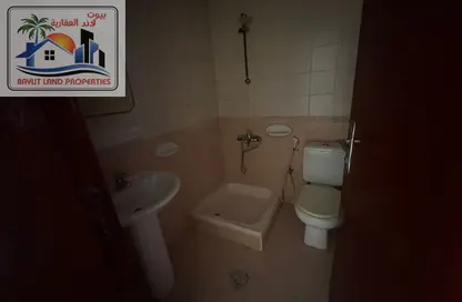 Apartment - Studio - 1 Bathroom for rent in Al Nabaa Building - Al Naba'ah - Al Sharq - Sharjah