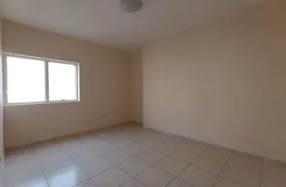 Apartment - 3 Bedrooms - 3 Bathrooms for rent in Al Nahda Complex - Al Nahda - Sharjah