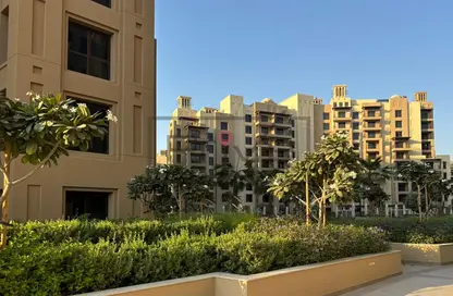 Apartment - 2 Bedrooms - 3 Bathrooms for rent in Al Jazi 2 - Madinat Jumeirah Living - Umm Suqeim - Dubai