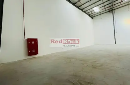 Warehouse - Studio - 4 Bathrooms for rent in Al Quoz Industrial Area 4 - Al Quoz Industrial Area - Al Quoz - Dubai