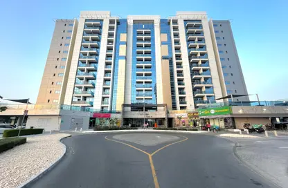 Apartment - 2 Bedrooms - 3 Bathrooms for rent in Paradise View 2 - Majan - Dubai Land - Dubai